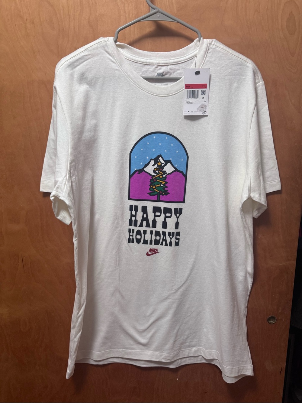 Bundle 4 $10 items for $30 Nike Men's White Holiday Graphic Tee Large